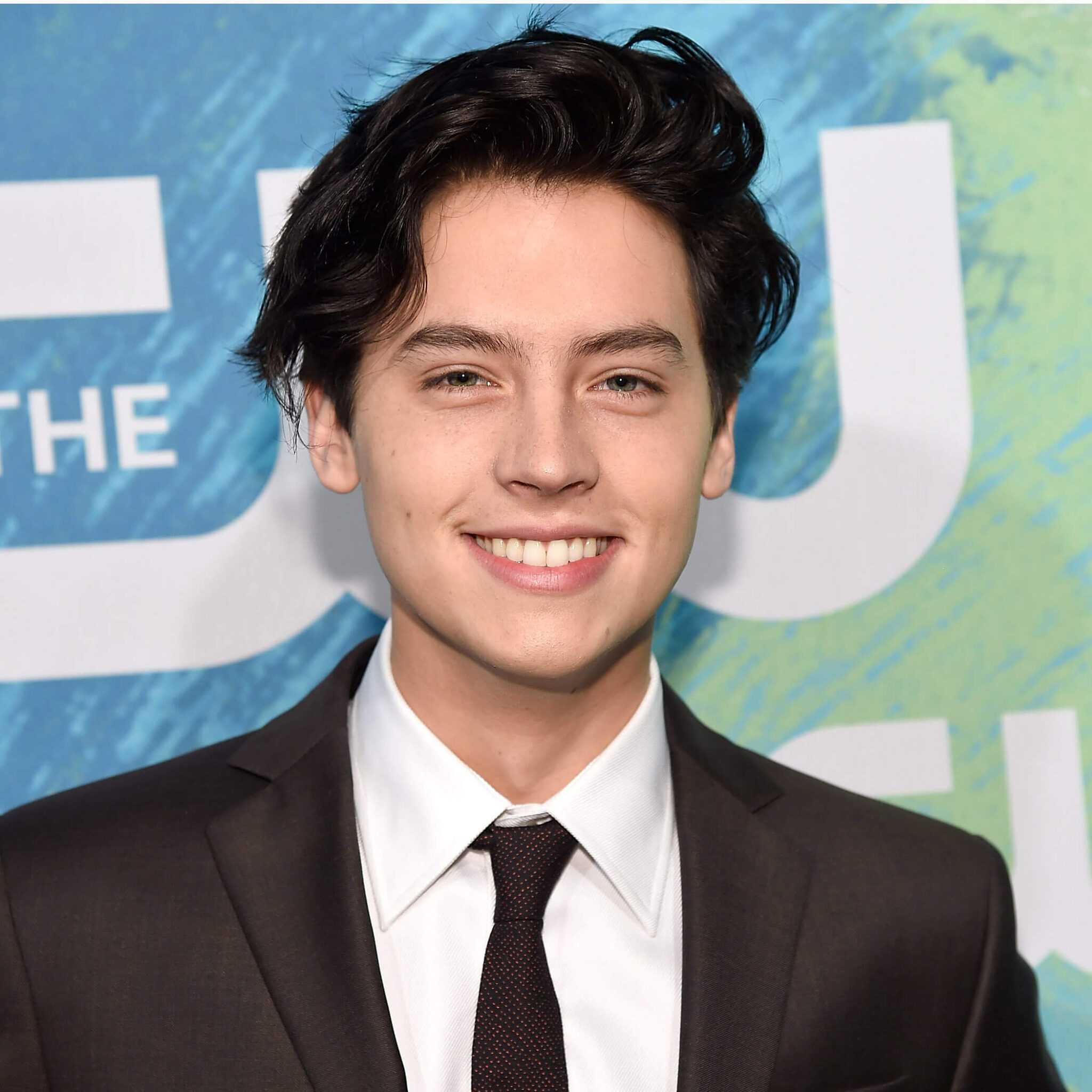 Cole Sprouse ️ Biografía resumida y corta