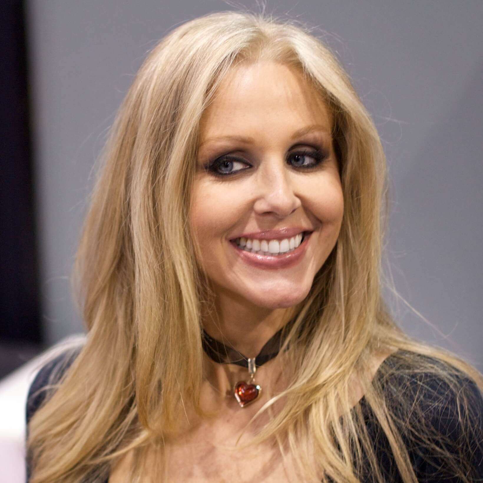 Julia Ann ️ Biografía resumida y corta